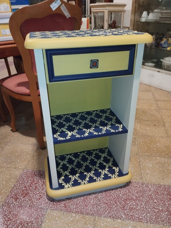 mobile in stile Copia